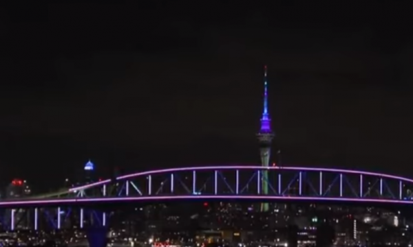 Erdhi 2022-shi: Zelandezëve të rinj iu vjen Viti i Ri