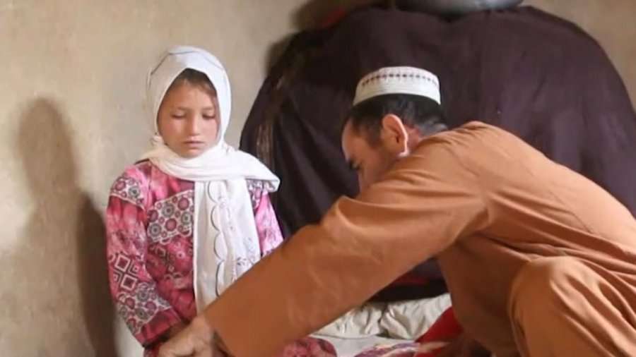 Shpëtohet 9-vjeçarja që ishte shitur tek një i moshuar në Afganistan