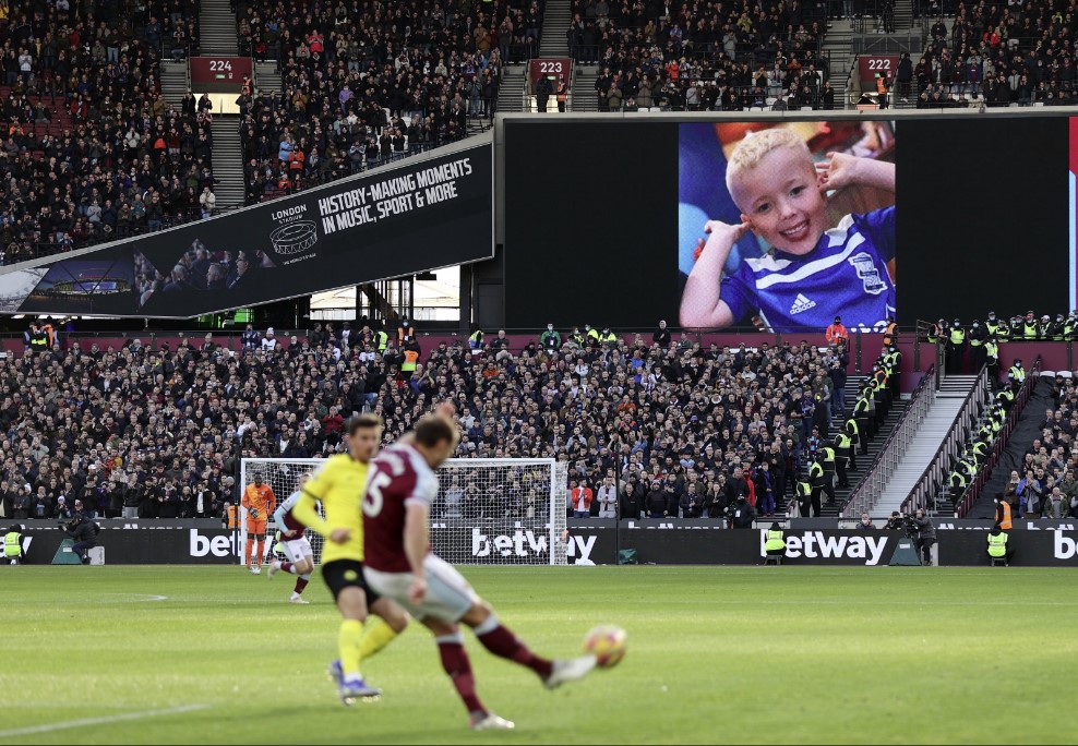 Tmerri i Mendyt i kushton Chelseat, West Hami përdhosë kampionin e Evropës