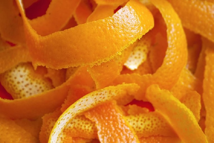 ​Mos i hidhni lëvoret e portokallit: Ja për çfarë mund t’i përdorni