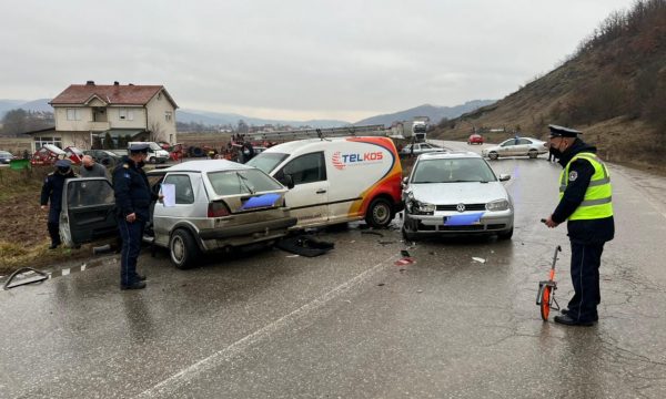 Vdes edhe personi i tretë i aksidentuar dje në rrugën Prishtinë-Podujevë