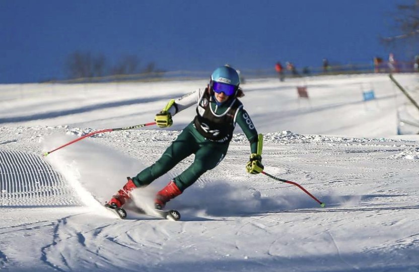Historike: Kiana Kryeziu bëhet skitarja e parë nga Kosova që merr pjesë në Lojërat Olimpike Dimërore