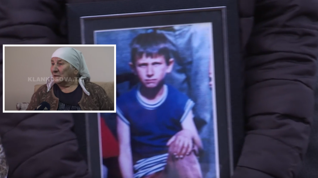 Nëna e 17-vjeçarit të rivarrosur sot: Edhe tash i shoh lotët e tij para se me vra serbët