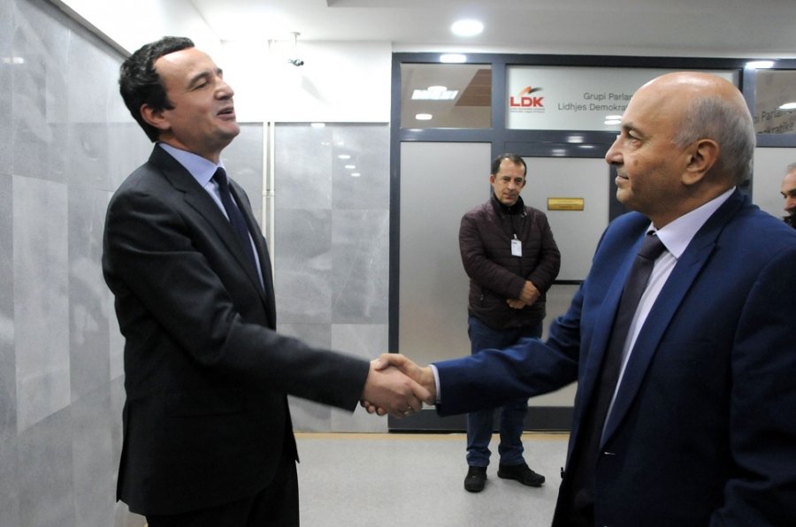 Letra e Kurtit për Abdixhikun, Isa Mustafa e ka një koment të shkurt për LDK-në