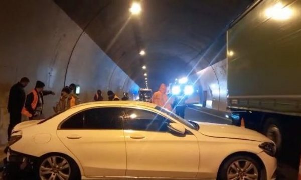 Dalin pamjet e momentit të aksidentit fatal në tunel të Kalimashit (Video)