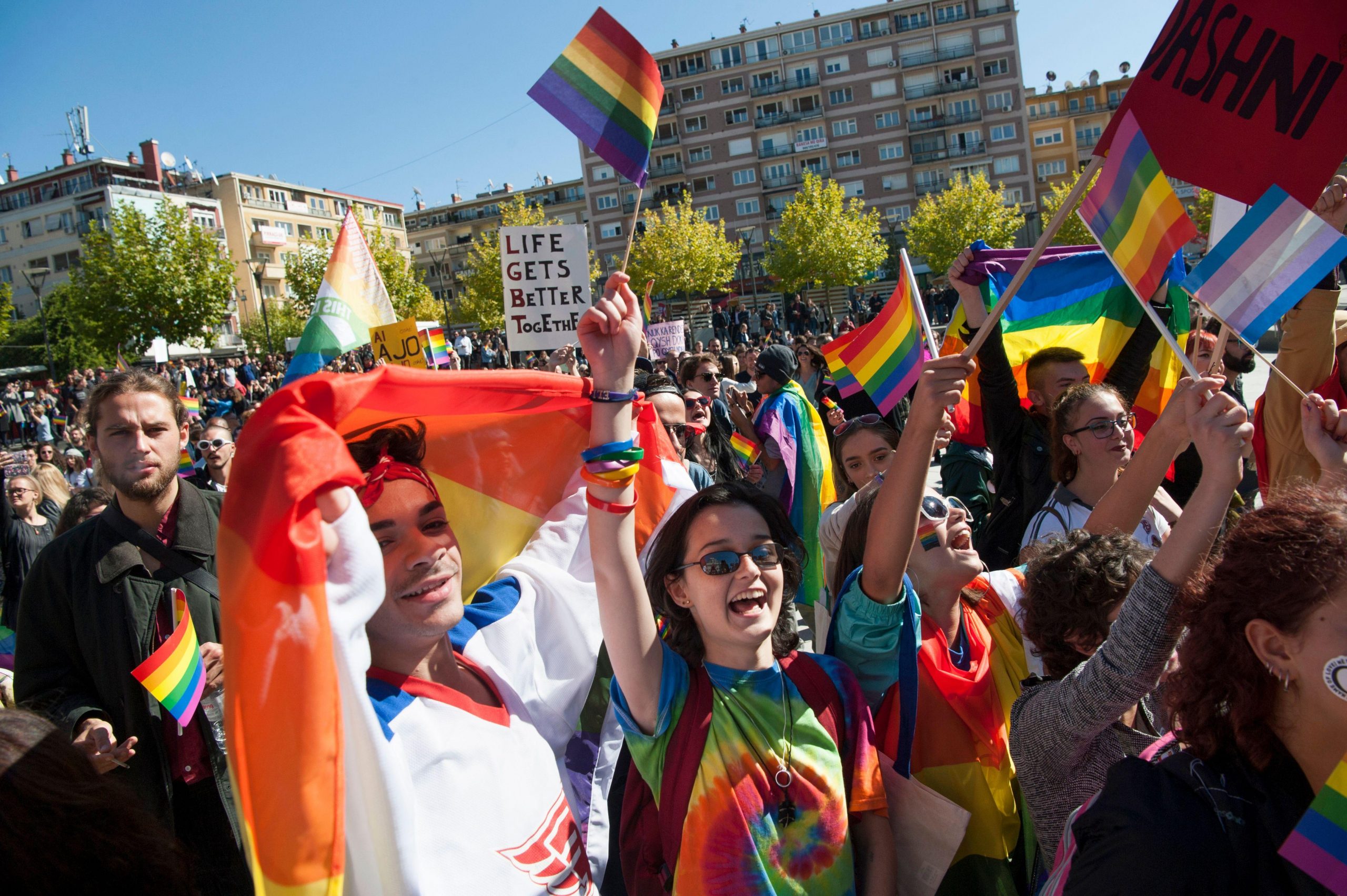 Kosova ka të tillë me bollëk: Studimi thotë se ata që i kundërshtojnë homoseksualët, mund të jenë vetë homoseksualë