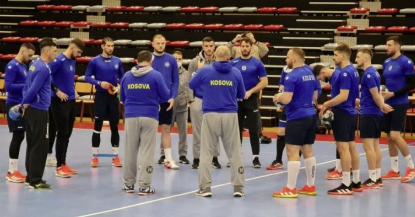 Kosova atëron në Blegjikë para ndeshjes së nesërme