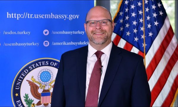 Diplomacia përpara luftës: E vërteta përpara gënjeshtrave