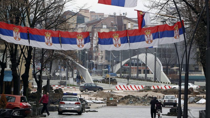 A do të mund të votojnë serbët e Kosovës në referendumin e Serbisë? Flasin nga Qeveria