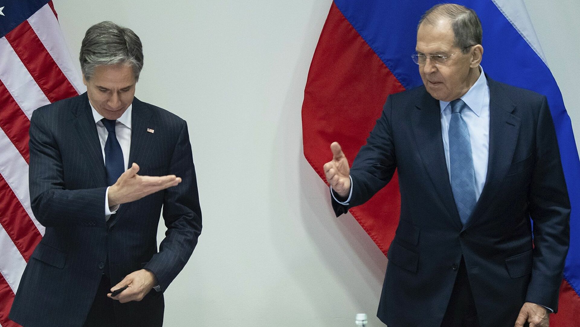 Tensionet në Ukrainë, Blinken dhe Lavrov takohen urgjentisht