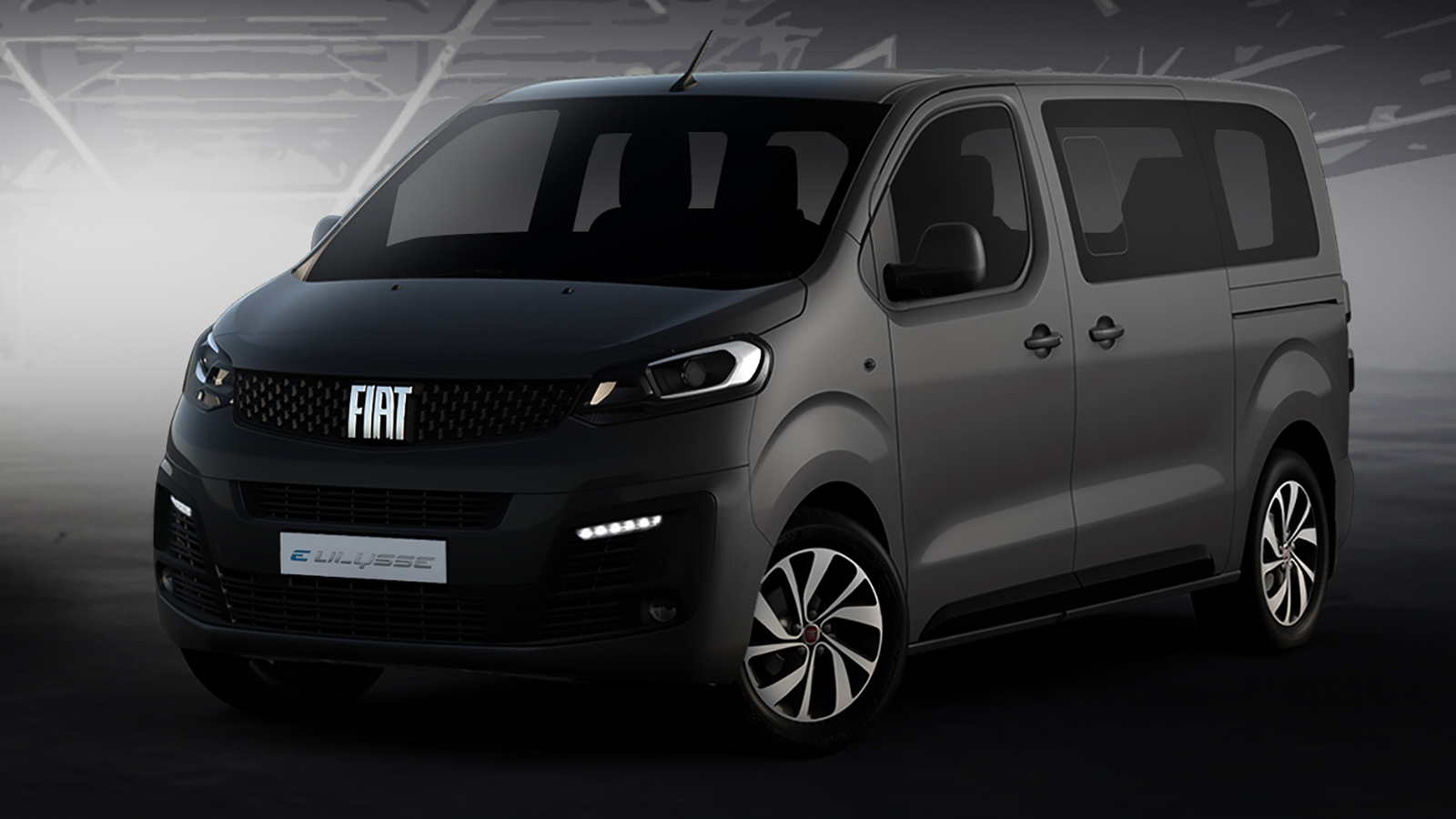 Fiat prezanton furgonin luksoz elektrik E-Ulysse