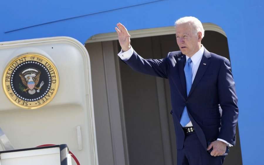 Biden mbërrin në Poloni, pritet nga homologu i tij Duda