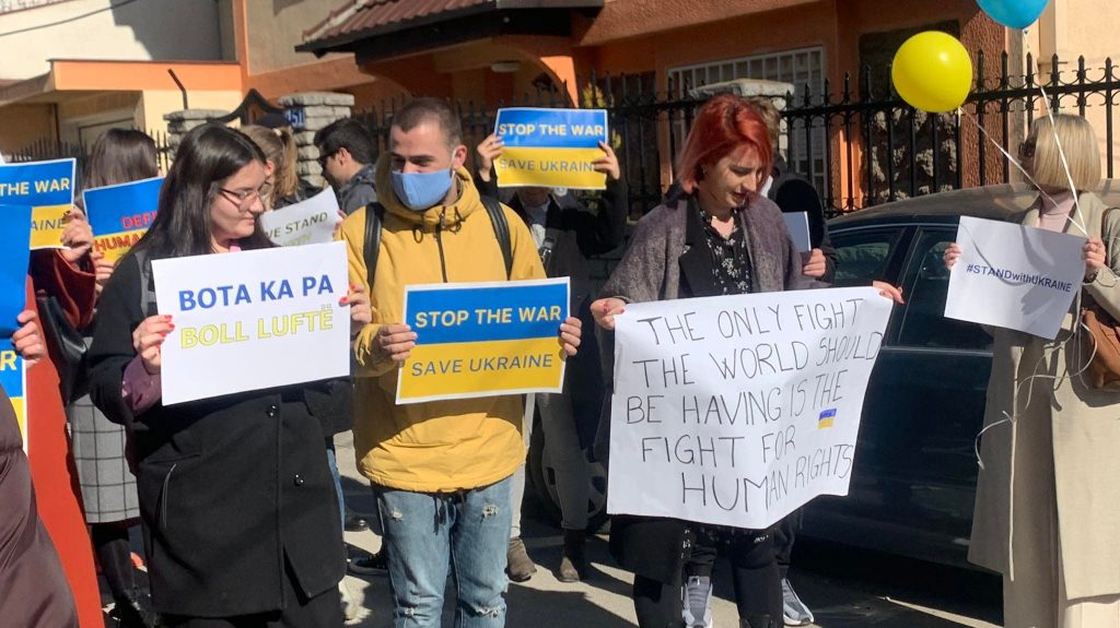 A kanë ardhë refugjatë nga Ukraina në Kosovë?- Flasin nga MPB