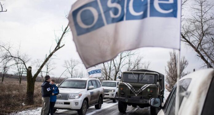 Ndalohen disa vëzhgues të OSBE-së në Ukrainë