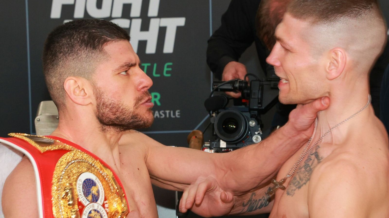 Meçi i madh po afrohet – Këtu mund ta shikoni përballjen e madhe Florian Marku – Chris Jenkins