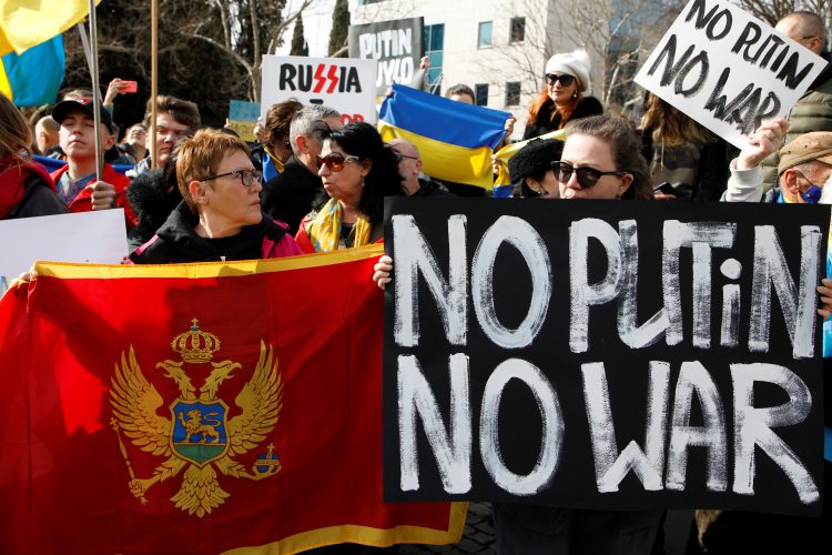 Mali i Zi i dërgon armatim Ukrainës në vlerë 400 mijë euro