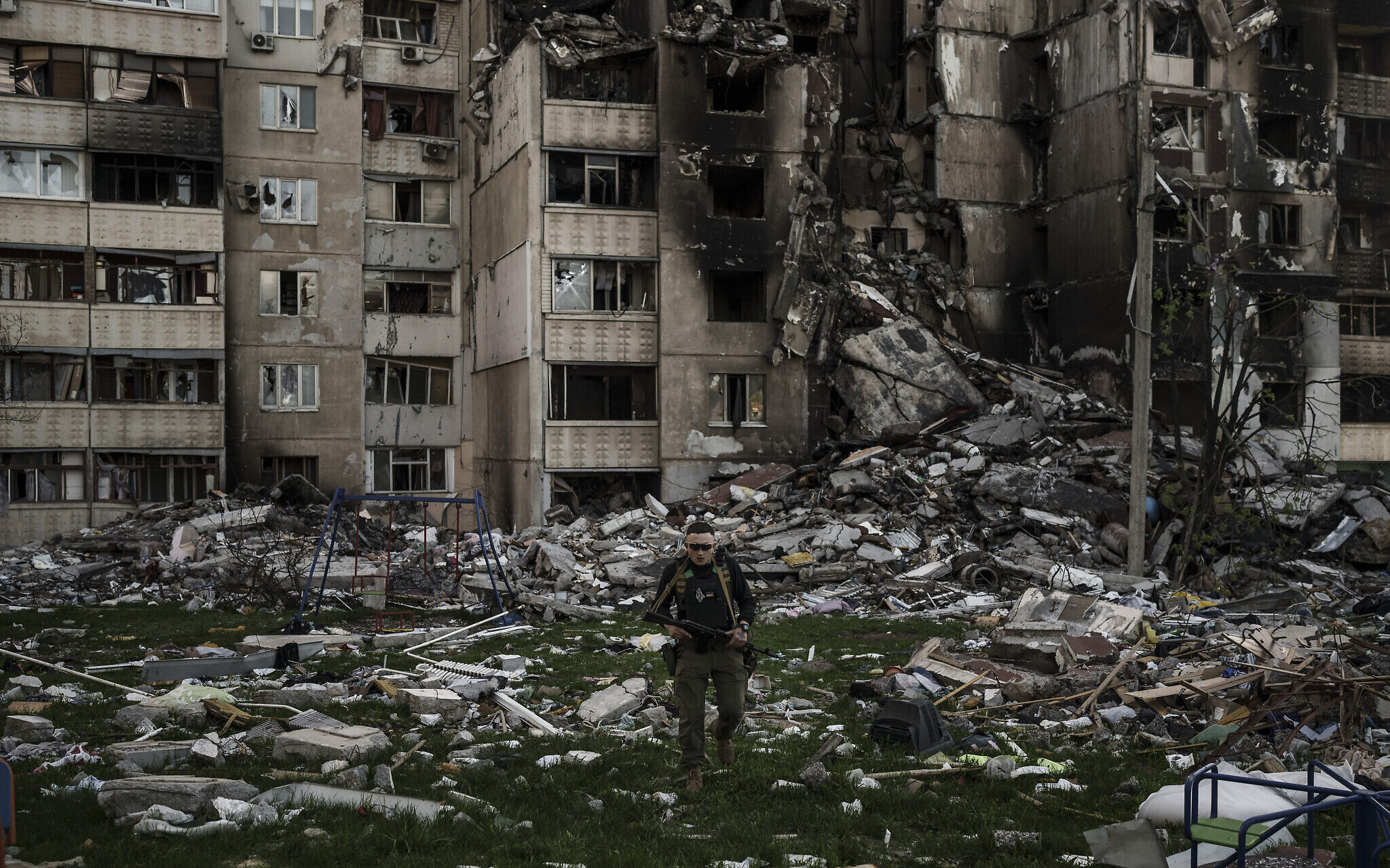 Rusia sulmon 40 qytete në rajonet Donbas dhe Luhansk