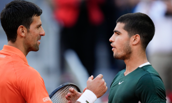 Tenisti spanjoll mposht edhe Nadalin edhe Djokovicin brenda dy ditëve