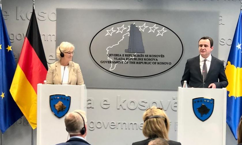 Lambrecht: Shpresoj të ketë dinamikë të re në dialogun Kosovë-Serbi
