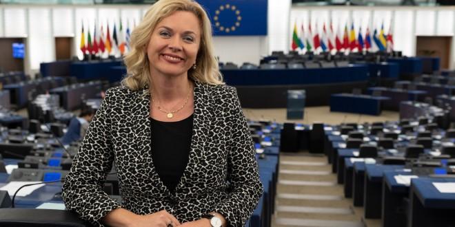 Eurodeputetja kroate: Kosova dhe Bosnja janë “fëmijë amerikanë”