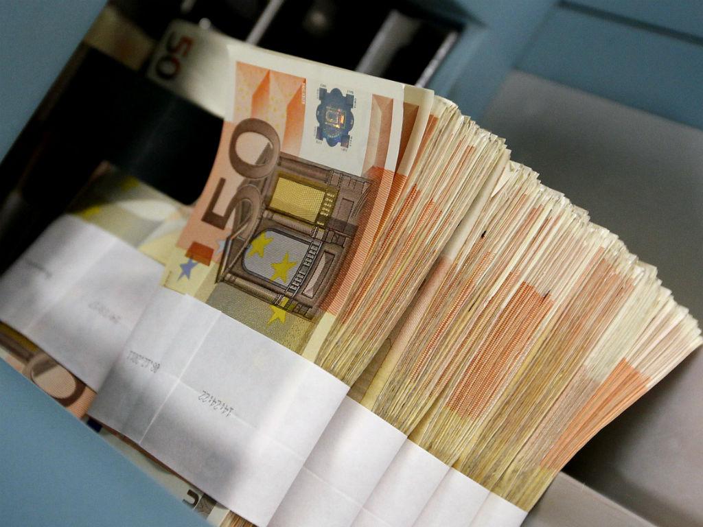 Lipjan: Punëtori  ia merr shefit 11 mijë euro dhe s’lajmërohet  më