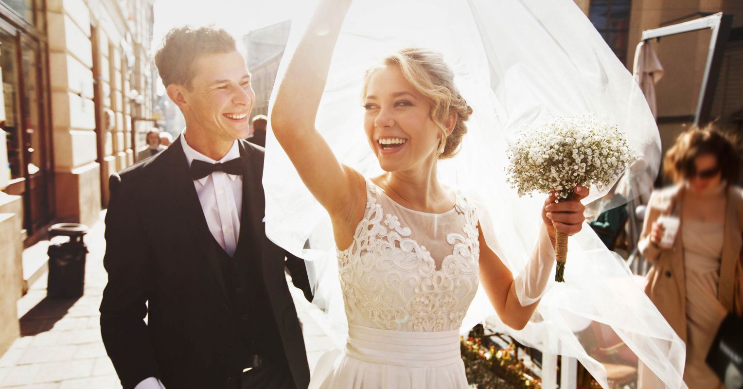 3 mite për martesën që duhet t’i injoroni që tani