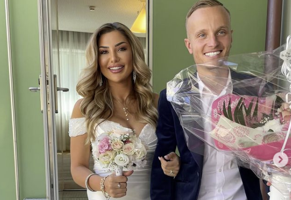 Futbollisti i Kosovës, Florent Hadergjonaj martohet me ish të dashurën e Taulant Xhakës