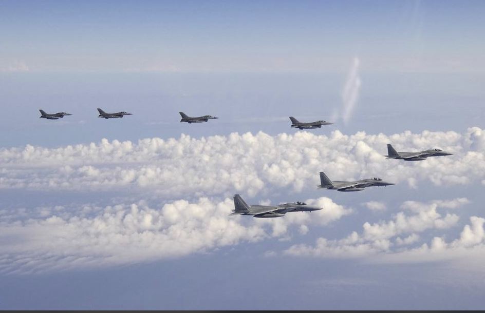 ShBA dhe Japonia i përgjigjen Kinës dhe Rusisë: Kryejnë fluturime të përbashkëta ushtarake