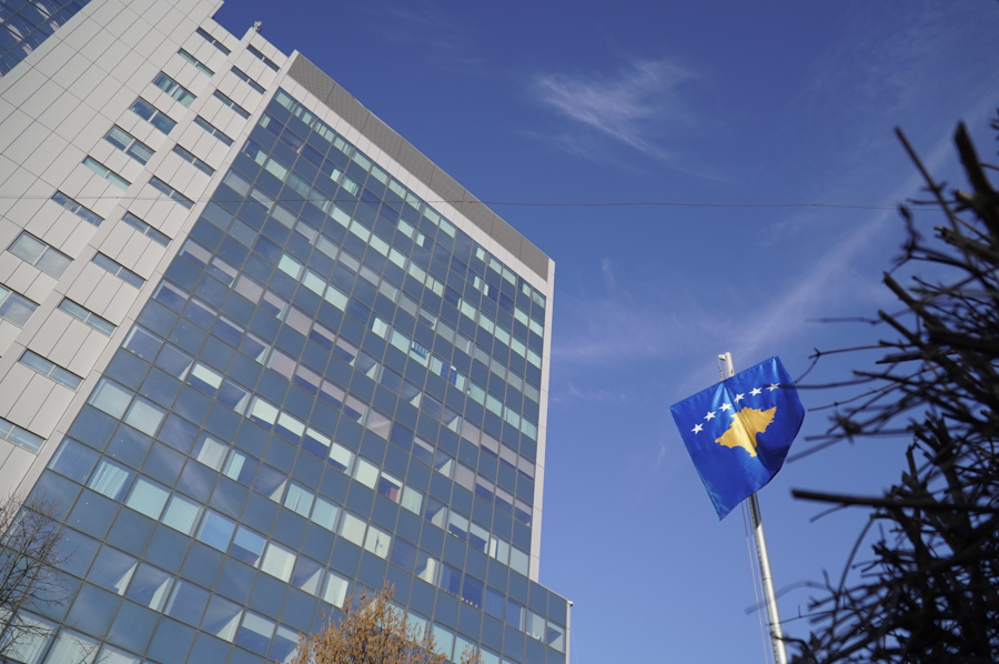 Arbitrazhet ndërkombëtare kërkon që institucionet e Kosovës të mos neglizhojnë kontrata e nënshkruara