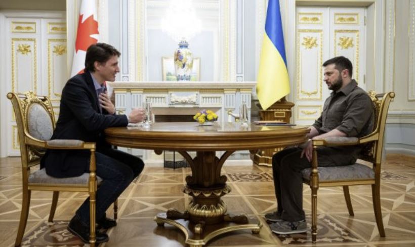 Kryeministri kanadez vizitë të befasishme në Kiev, takohet me Zelensky