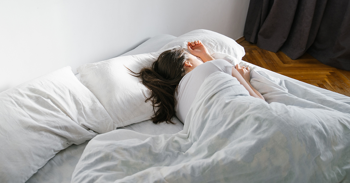 Si t’i parandaloni rrudhat ndërkohë që flini, 7 mënyra perfekte
