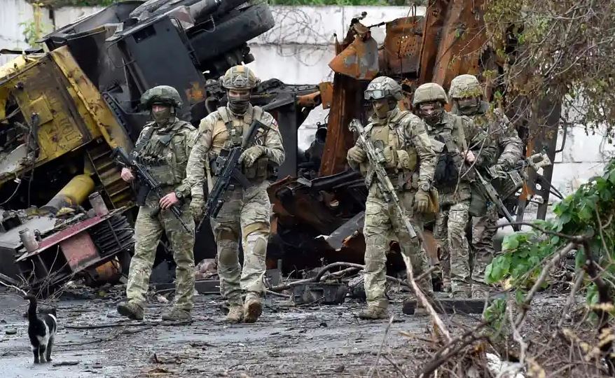 Inteligjenca britanike: Forcat ruse dhe ukrainase ka të ngjarë të dezertohen
