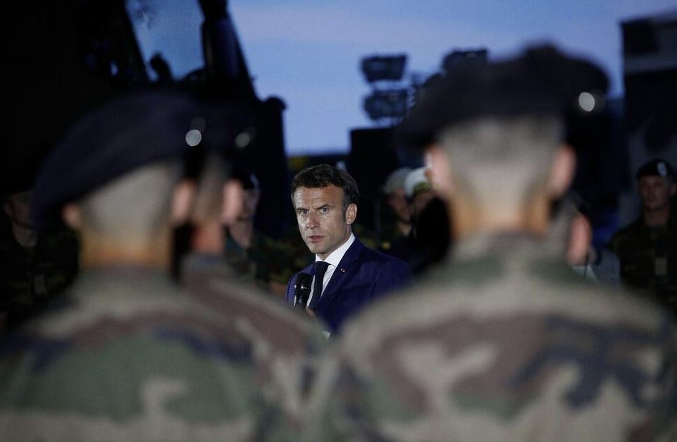 Macron ashpërson gjuhën ndaj Rusisë para një udhëtimi të mundshëm drejt Kievit