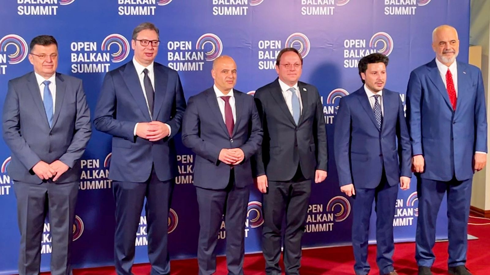 Vuçiqi paralajmëron bojkot të Samitit BE-Ballkani Perëndimor