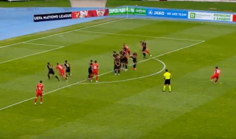 Çmenduria sapo ndodhi – Enis Bardhi shënon nga gjuajtja e lirë gol të jashtëzakonshëm