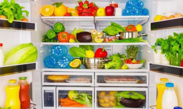 Nëse keni ndonjë nga këto ushqime në frigorifer, nxirrini menjëherë