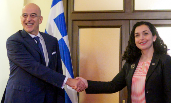 Ministri grek njofton takimin me Osmanin, por kujdeset të mos e shfaqë flamurin e Kosovës