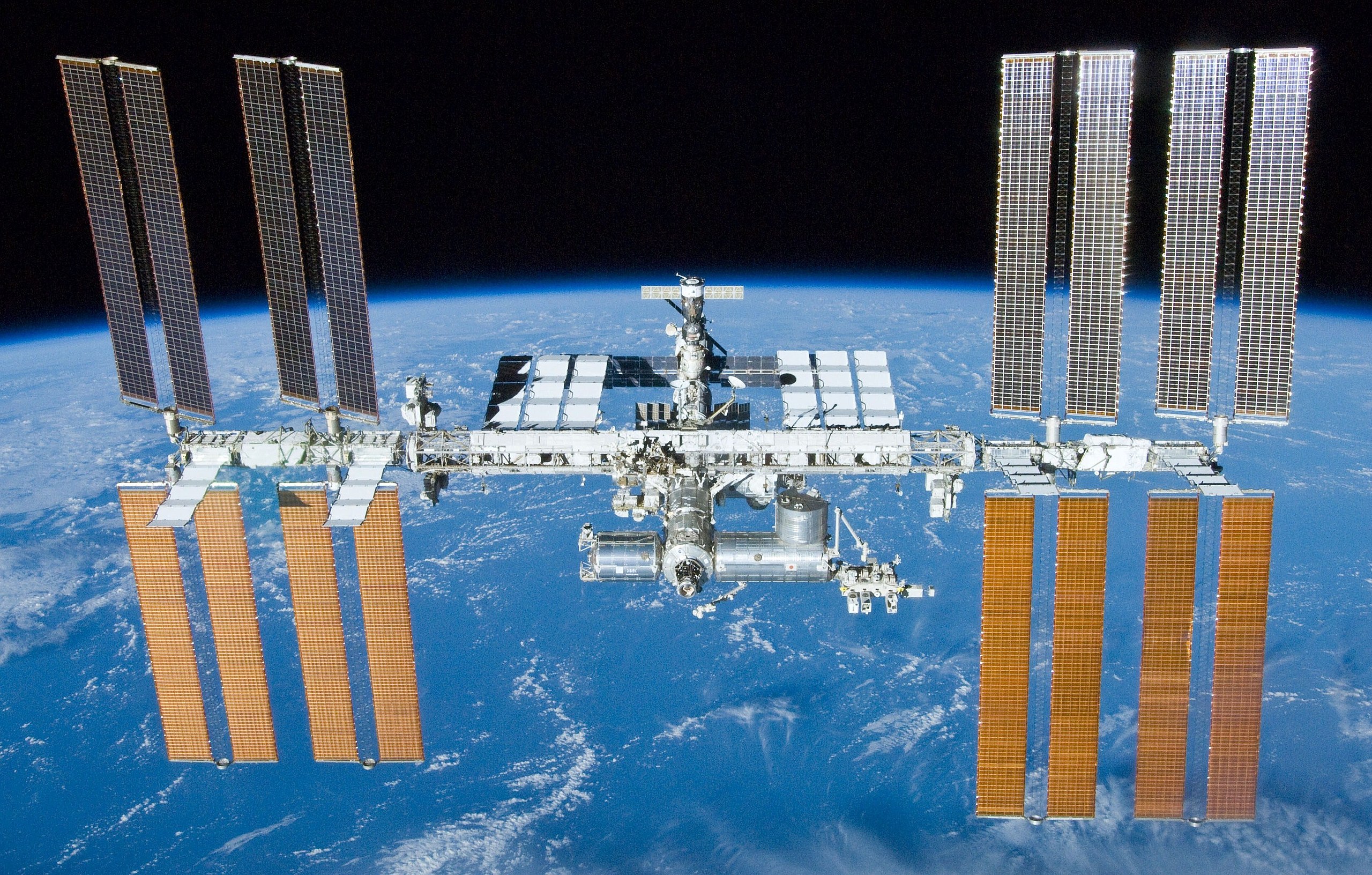 Rusia vendos të tërhiqet nga Stacioni Ndërkombëtar Hapësinor