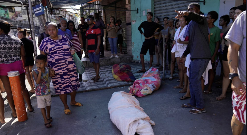 18 të vrarë pas të shtënave në mes policisë dhe gangsterëve në Brazil
