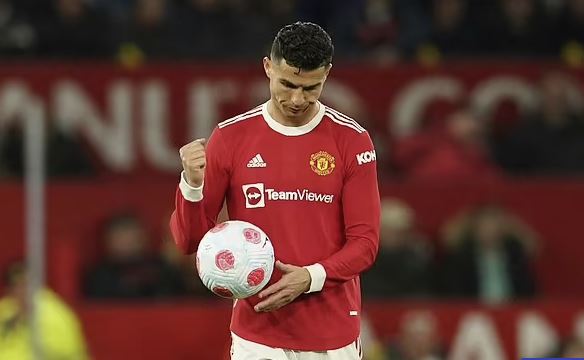 Lajmi i mbrëmjes: Ronaldo merr vendim, e ‘godet’ rëndë trajnerin e Man United