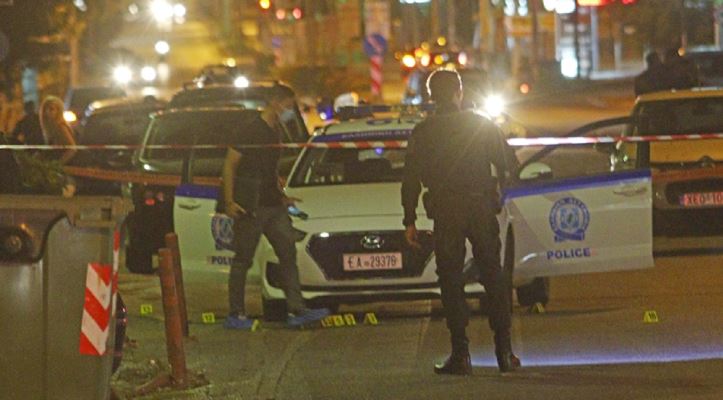 Masakër në Athinë/ Përplasje mes bandave, vriten tre persona