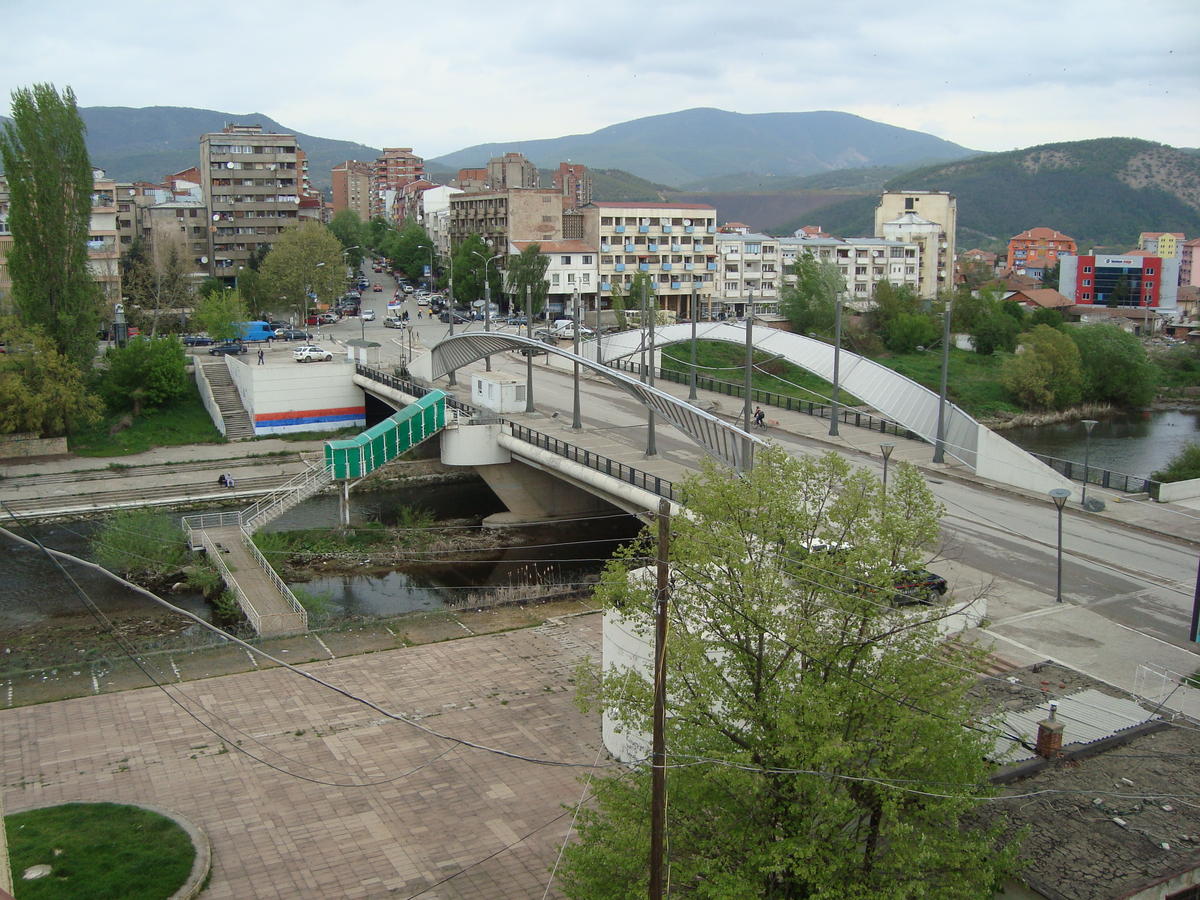 Dugolli: AKI dhe Policia po punon me KFOR-in për kapjen e kriminelëve në veri të Mitrovicës