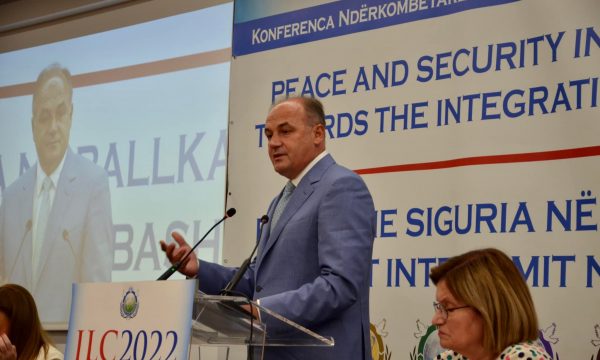 Hoxhaj: Serbia hegjemoniste po e kërcënon paqen në Kosovë dhe Ballkan