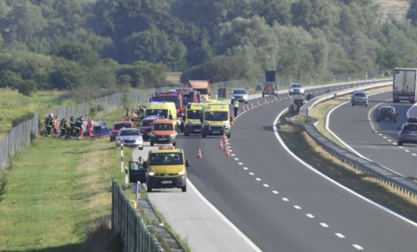 Autostrada kroate përjeton tjetër tragjedi: Autobusi me targa polake del nga rruga, raportohet për 11 të vdekur