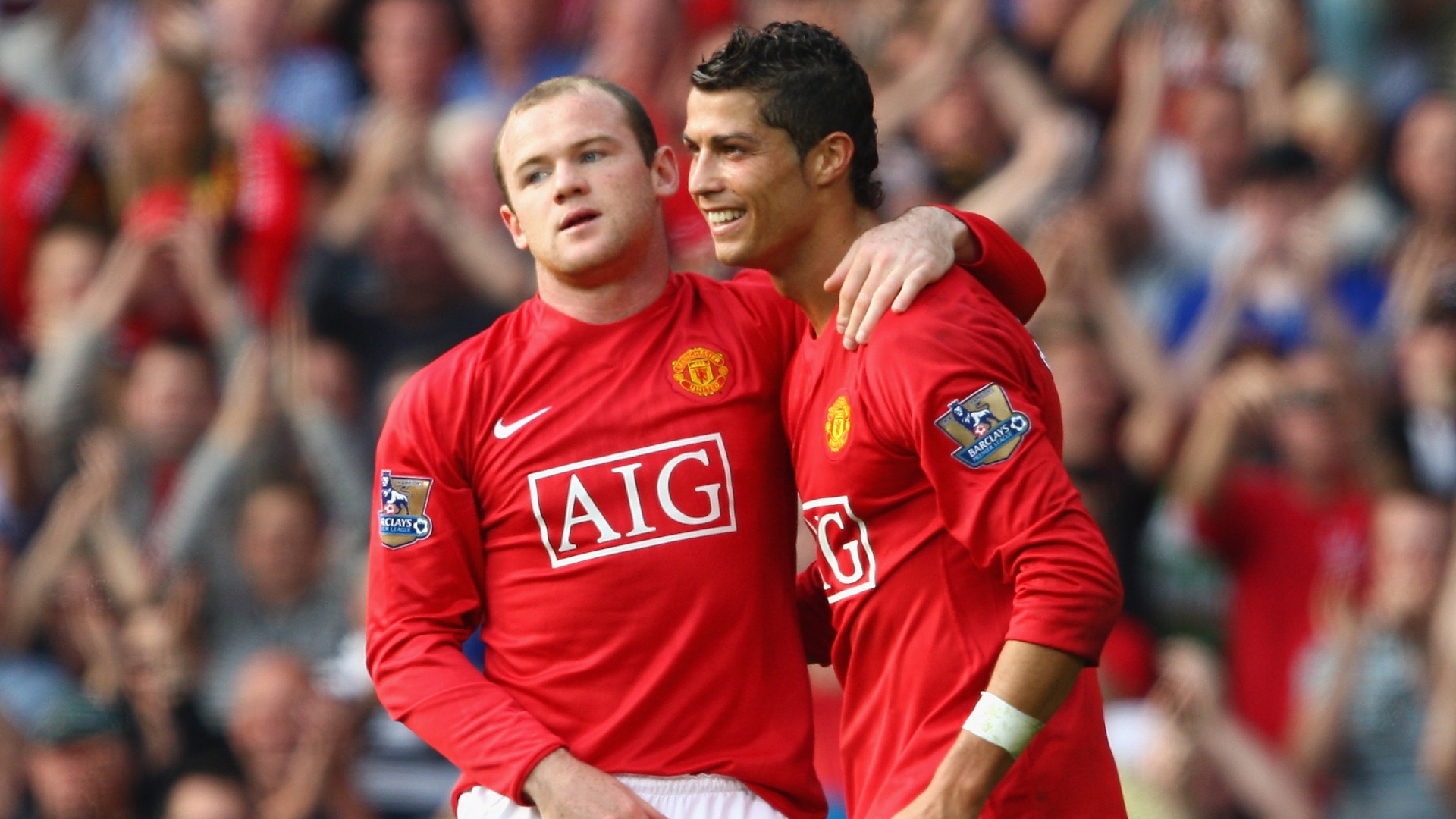 Rooney: Ronaldo duhet të largohet nga United