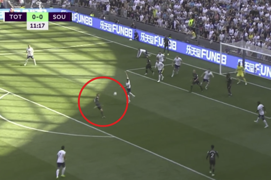 Gol që nuk do koment fare – Lojtari i Southamptonit e ‘dridhë’ Tottenhamin