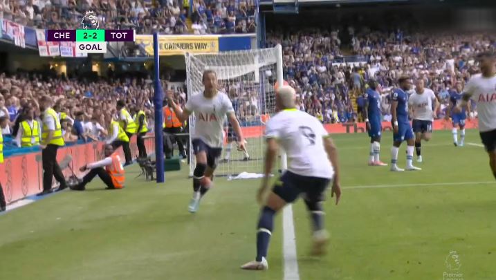 ‘Shpërthejnë’ tribunat – Tottenhamit krejt në fund përmes Kane e ndal skuadrën e Chelseas