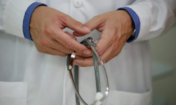 Prishtinë, katër persona pengojnë stafin shëndetësor në kryerjen e detyrave