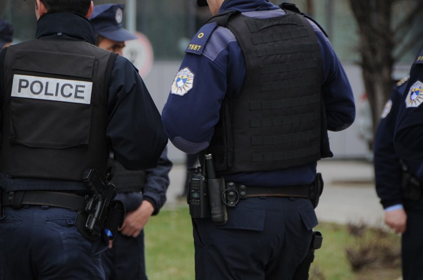 Njësitë Speciale në lagjet e njohura të Prishtinës, arrestohen disa persona