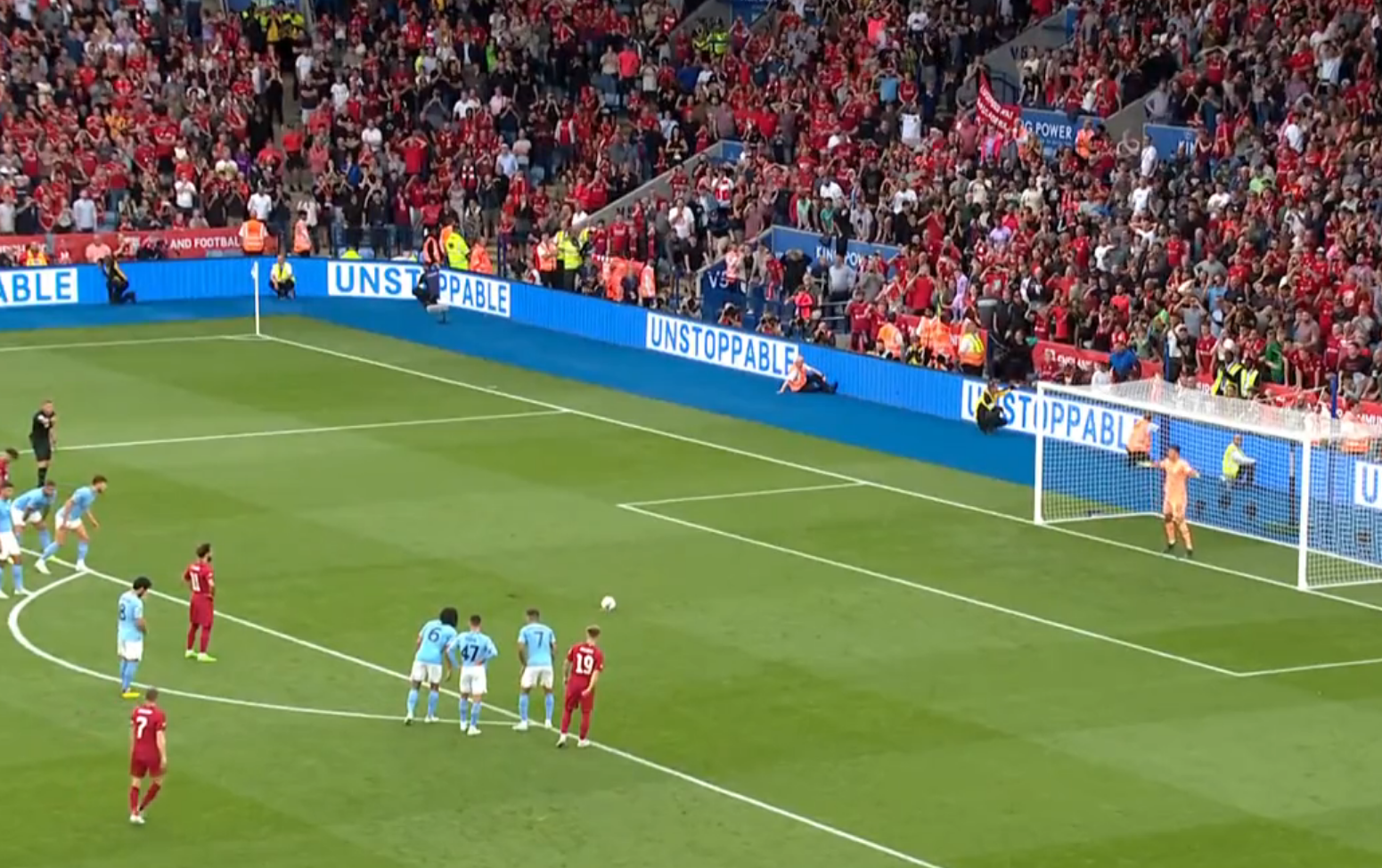Askush nuk e pa këtë moment, çfarë bëri Milner kur Salah shënoi penalltinë